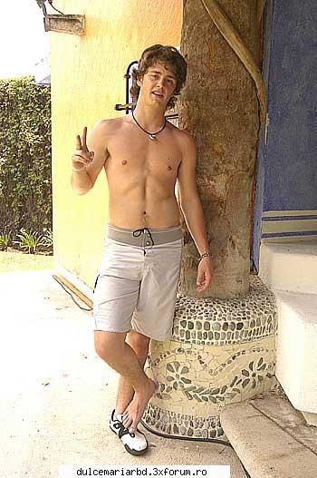 Poze cu Ucker - andreea_roberta06 - Christopher
